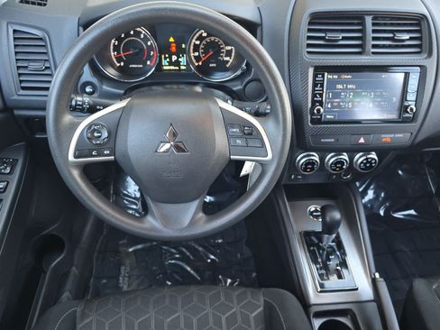 Used 2024 Mitsubishi Outlander Sport ES AWD/4WD image 14