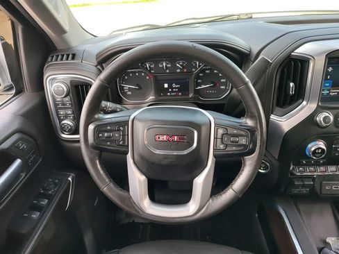 Used 2021 GMC Sierra 1500 SLT AWD/4WD image 44