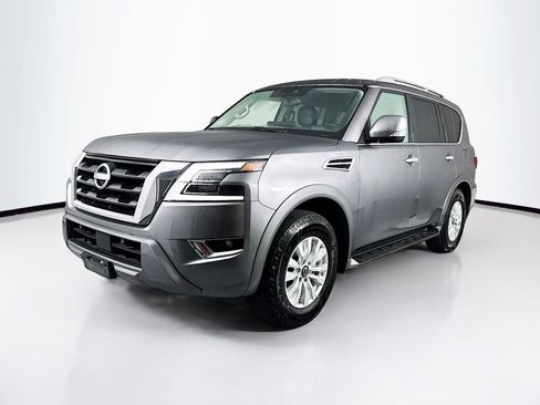 Used 2024 Nissan Armada SV image 3