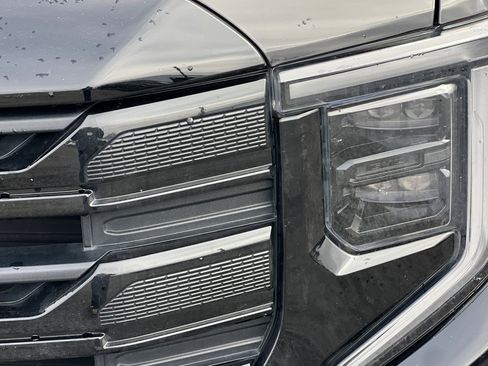 Used 2023 GMC Sierra 1500 Elevation image 49