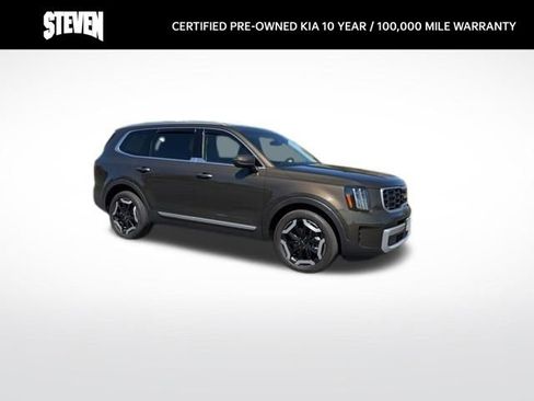 Certified 2024 Kia Telluride S image 10