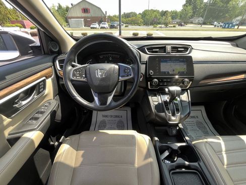 Used 2017 Honda CR-V Touring image 6