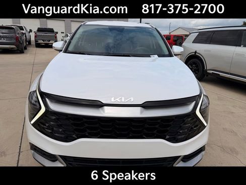 Certified 2025 Kia Sportage EX image 7