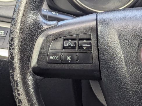 Used 2013 MAZDA MAZDA3 i SV FWD image 17