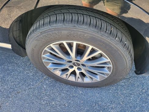 Used 2024 Genesis GV80 2.5T image 8