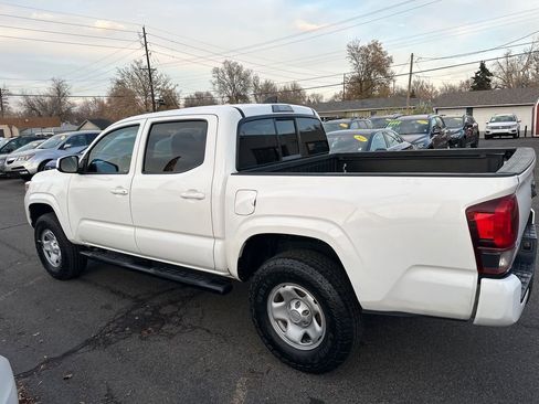Used 2021 Toyota Tacoma SR image 12