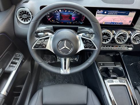 Certified 2024 Mercedes-Benz GLB 250 4MATIC image 13
