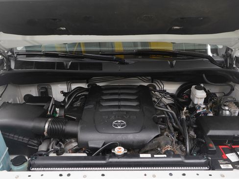 Used 2019 Toyota Tundra SR5 image 30