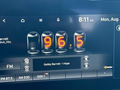 Used 2021 Hyundai Elantra Limited w/ Cargo Package FWD image 21