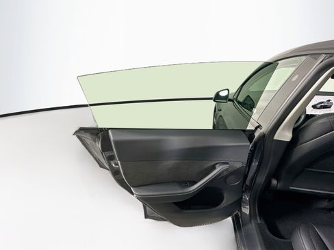 Used 2023 Tesla Model Y 2WD image 26