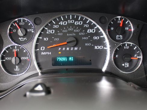 Used 2021 GMC Savana 3500 Extended w/ Power Convenience Package image 22