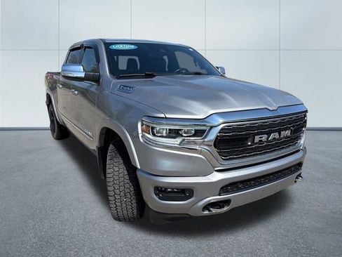 Used 2022 RAM 1500 Limited w/ Body-Colour Bumper Group AWD/4WD image 5