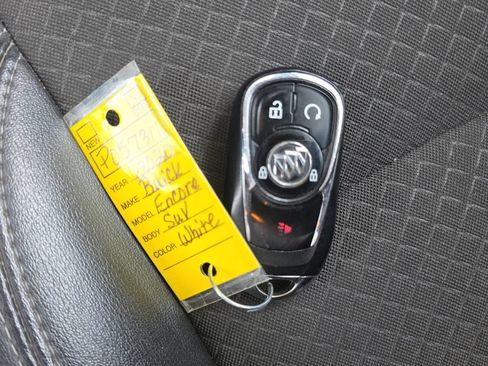 Used 2020 Buick Encore Preferred FWD image 23
