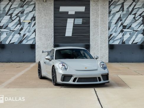 Used 2018 Porsche 911 GT3 RWD image 1