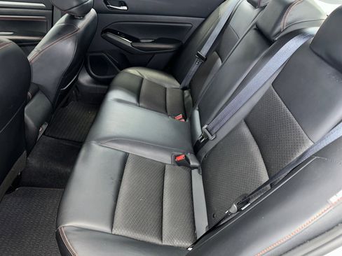 Used 2023 Nissan Altima 2.5 SR image 15
