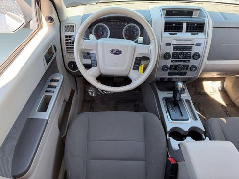 Used 2009 Ford Escape 2WD Hybrid image 25