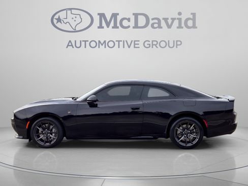Used 2026 Dodge Charger Scat Pack w/ Blacktop Package AWD/4WD image 2