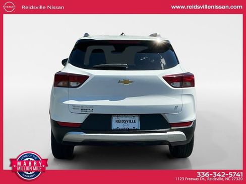 Used 2025 Chevrolet TrailBlazer LT AWD/4WD image 5