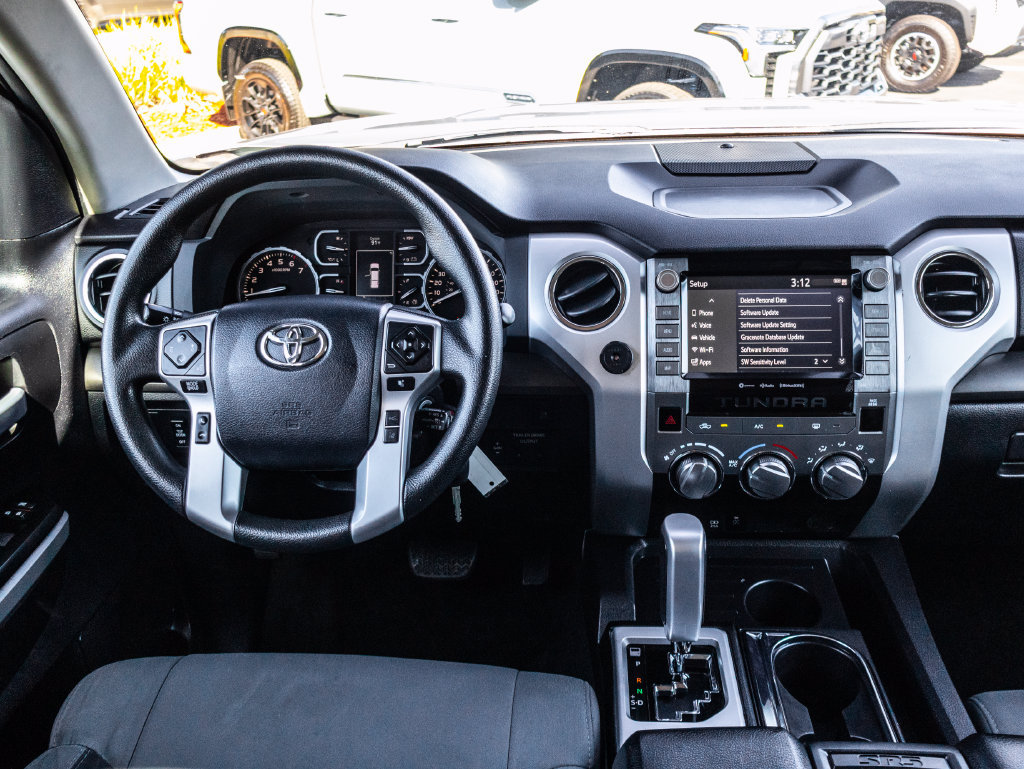 Used 2020 Toyota Tundra SR5 w/ SR5 Upgrade Package RWD image 28