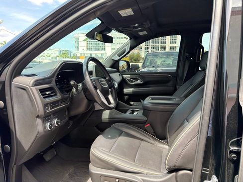 Used 2023 GMC Yukon SLT AWD/4WD image 22
