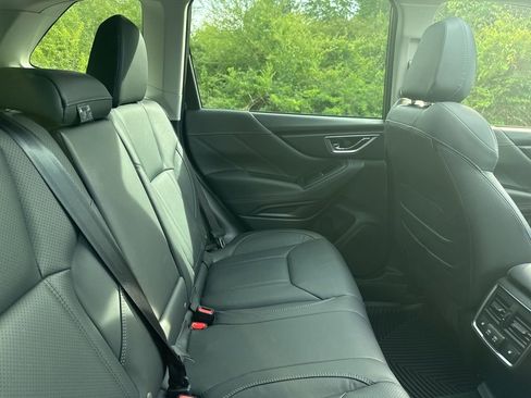 Certified 2023 Subaru Forester Touring AWD/4WD image 14