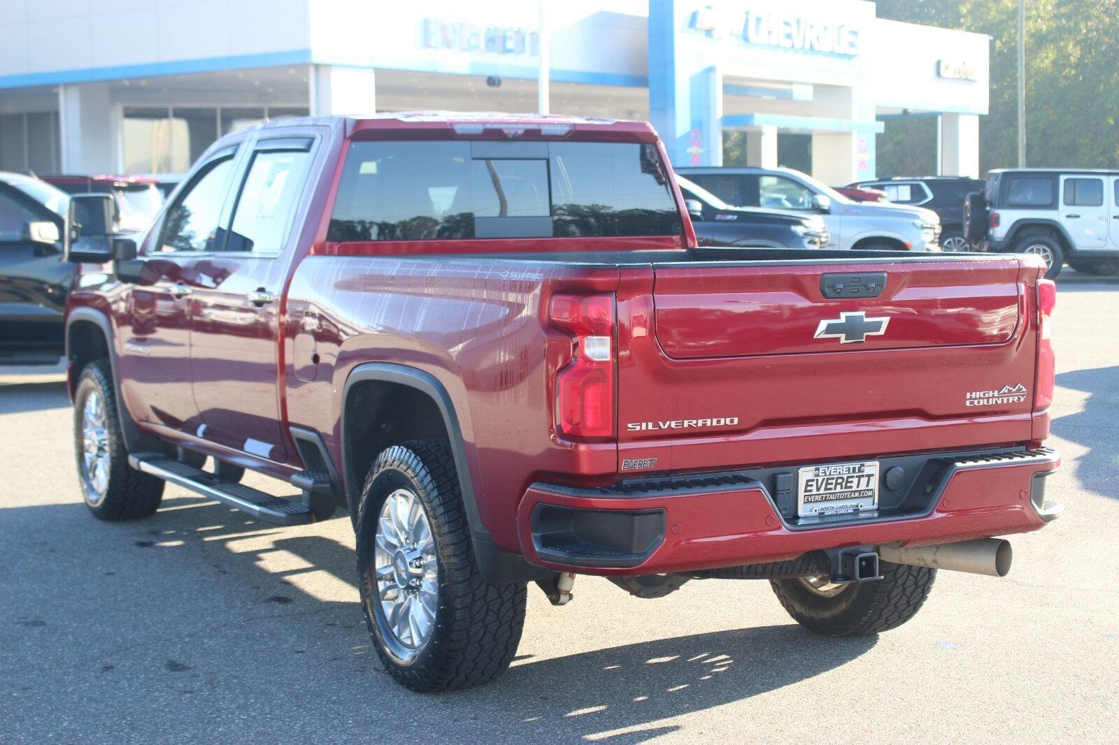 Used 2022 Chevrolet Silverado 2500 High Country w/ Z71 Off-Road Package AWD/4WD image 5