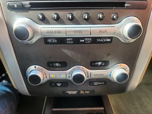 Used 2012 Nissan Murano SV image 19