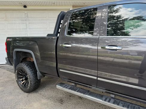 Used 2015 GMC Sierra 2500 SLT w/ Snow Plow Prep Package AWD/4WD image 15
