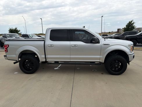 Used 2019 Ford F150 XLT w/ Equipment Group 302A Luxury AWD/4WD image 6