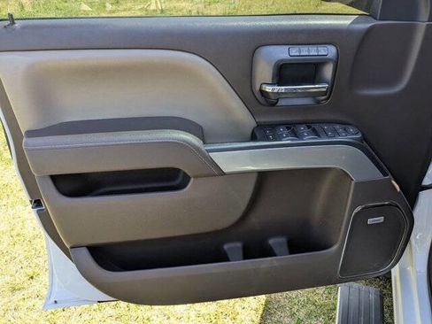 Used 2017 Chevrolet Silverado 1500 LTZ Z71 w/ LTZ Plus Package image 12