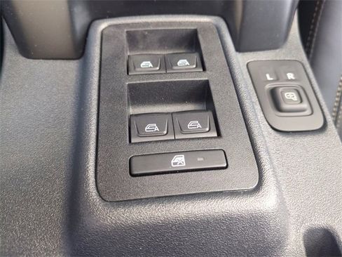 New 2025 Ford Bronco Badlands image 24