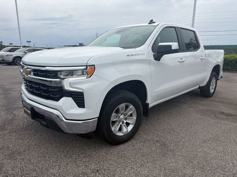Used 2025 Chevrolet Silverado 1500 LT RWD image 1