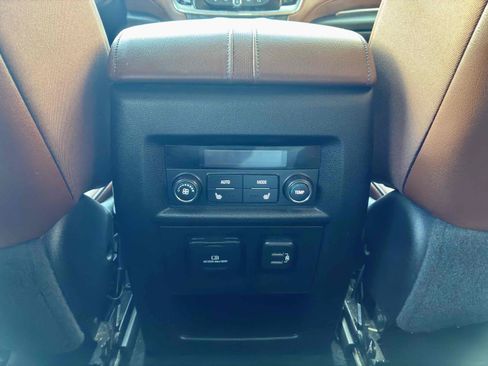 Used 2018 Chevrolet Traverse High Country w/ LPO, 'HIT The Road' Package AWD/4WD image 49