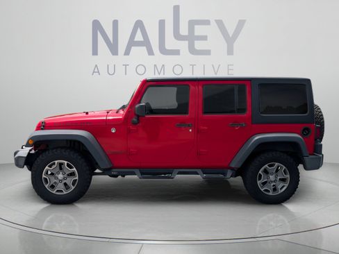 Used 2016 Jeep Wrangler Unlimited Rubicon w/ Connectivity Group AWD/4WD image 2