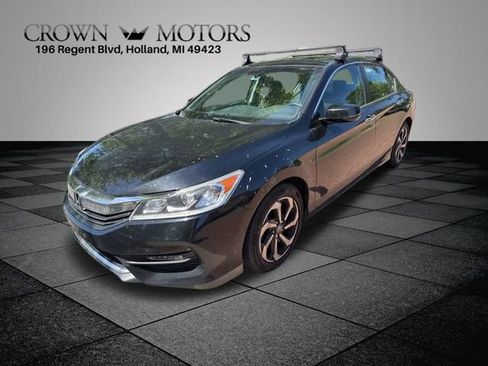 Used 2016 Honda Accord EX image 3