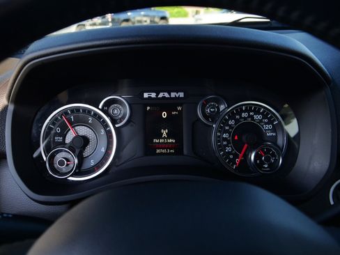 Used 2023 RAM 2500 Big Horn w/ Level 1 Equipment Group AWD/4WD image 7