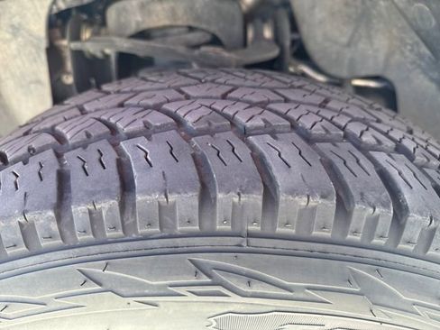 Used 2013 Ford F150 XLT w/ Luxury Equipment Group image 25