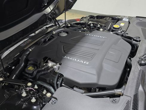 Used 2021 Jaguar F-TYPE R-Dynamic image 21