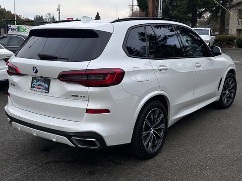 Used 2019 BMW X5 xDrive40i w/ M Sport Package image 11