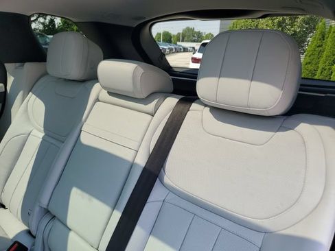 Certified 2024 Land Rover Range Rover Sport SE AWD/4WD image 12