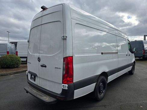 New 2025 Mercedes-Benz Sprinter 2500 image 5