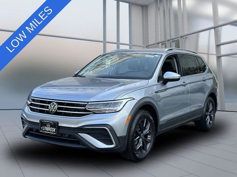 Used 2024 Volkswagen Tiguan SE image 4