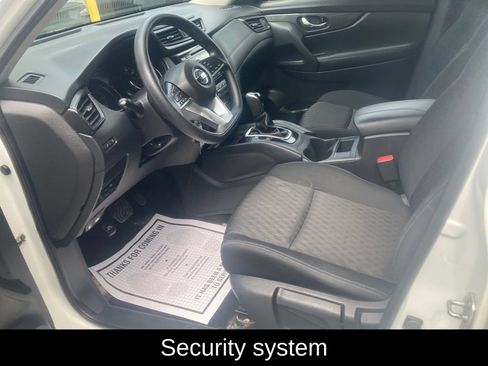 Used 2017 Nissan Rogue S w/ S Appearance Package AWD/4WD image 12