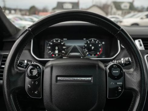 Used 2018 Land Rover Range Rover Sport SE AWD/4WD image 21