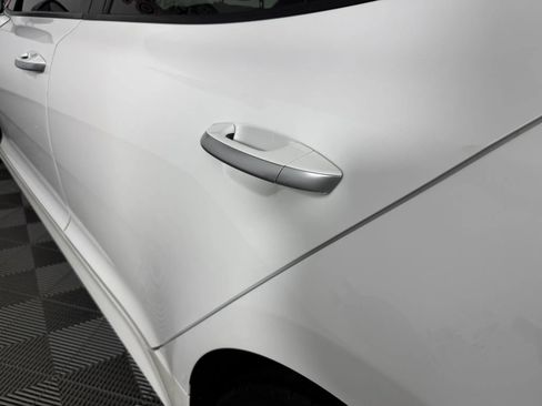 Used 2021 Kia Stinger GT-Line RWD image 25