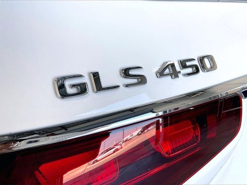 New 2026 Mercedes-Benz GLS 450 4MATIC image 15