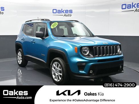 Used 2022 Jeep Renegade Latitude w/ Sun/Sound Group image 1