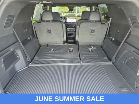 Used 2026 Chevrolet Traverse Z71 w/ Driver Confidence Package AWD/4WD image 13