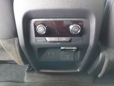 New 2026 Chevrolet Traverse LT image 29