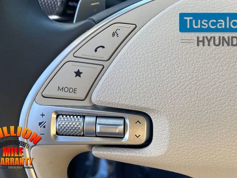 Used 2022 Genesis G80 2.5T w/ Advanced Package image 19